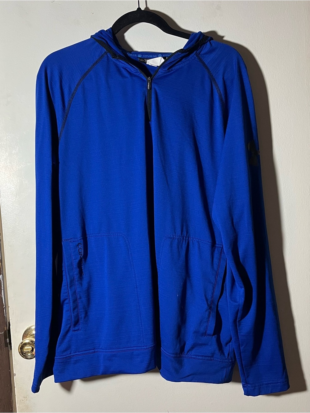 Under Armour Combine Loose Size XL Thermal Heatgear Mens Blue Hoodie Quarter Zip